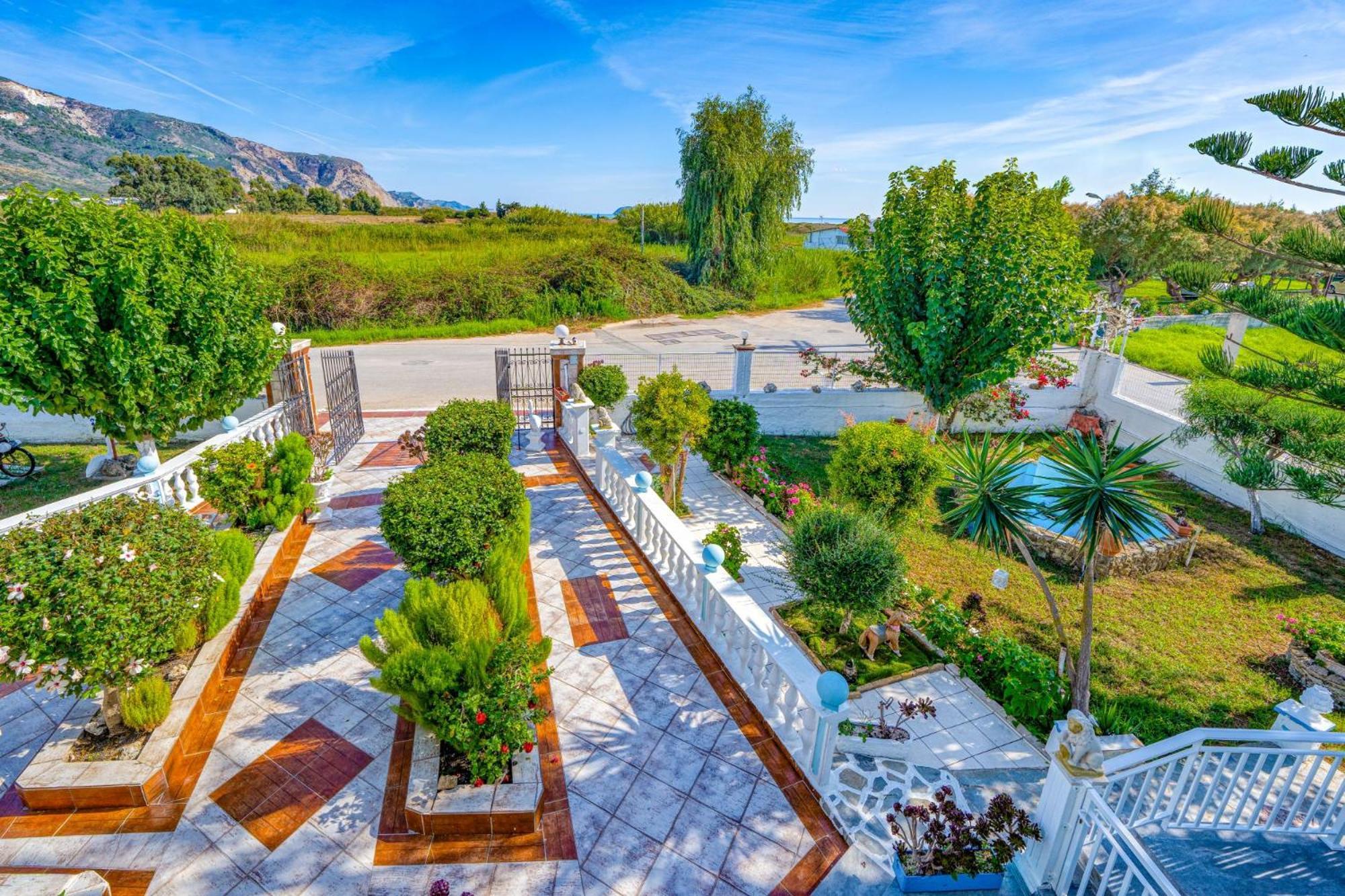 Stathis Beachfront Luxury Rooms Kalamaki (Zakynthos) Exterior foto